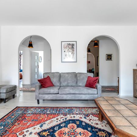 Wonderful 2- Bedroom Apartment With Soul Wwa70 Warschau Exterior foto